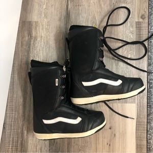 Women’s vans snowboard boots